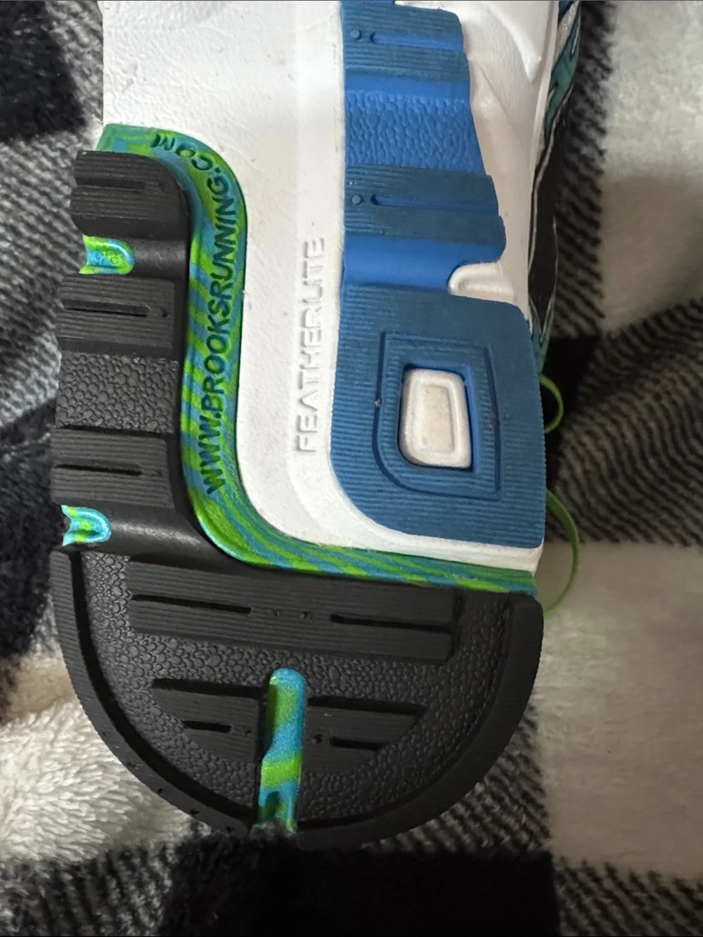 Brooks Mach Blue Green cross country Running Shoes with Neon Green Laces 11.5